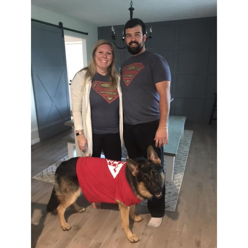 First Halloween in our home with lots of trick r treaters and 1st Halloween for Hans <3