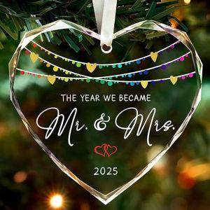Wedding Gifts, Mr and Mrs Gifts Ornament 2025,Bridal Shower Gifts,Wedding Gifts for Couples 2025, Just Married Gift for Newlywed Couple, Bride,Crystal Glass Ornament Mr and Mrs Gifts