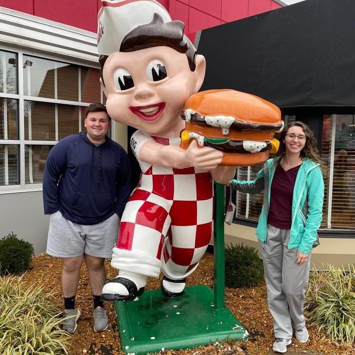 Pit stop at Big Boys for Thanksgiving dinner on the road!
