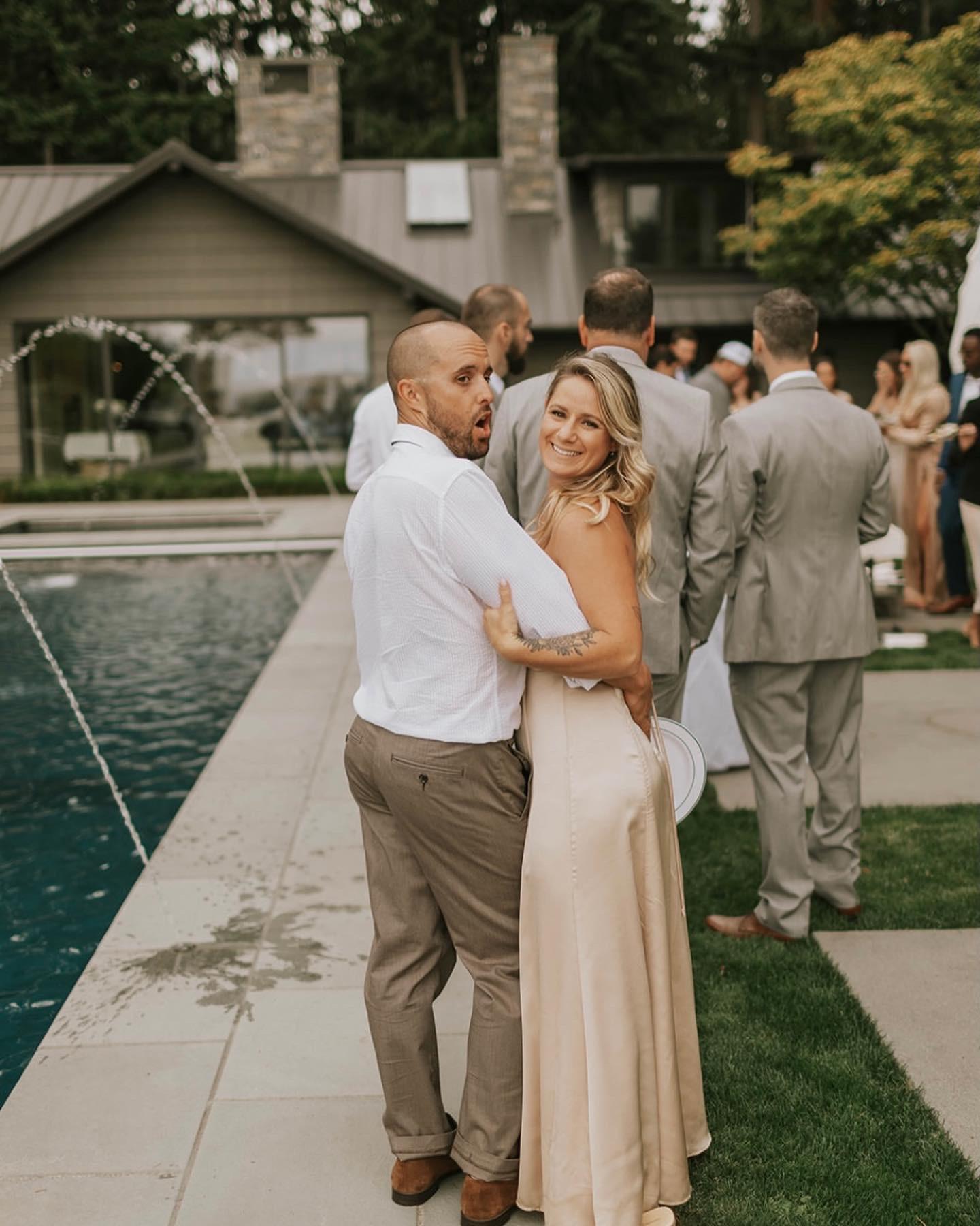 The Wedding Website of Lesley Boynton and Jerrid Velez