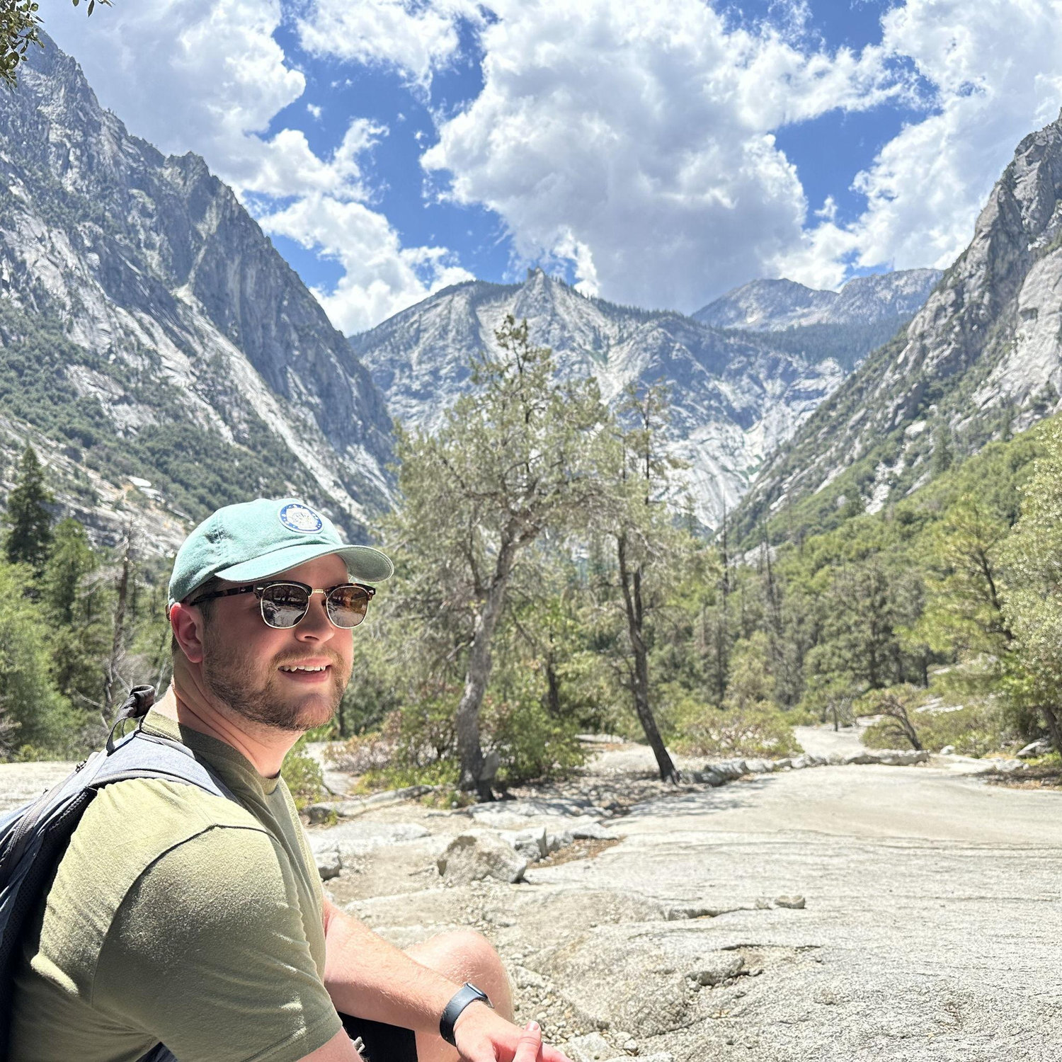 Road trip adventures - hiking in Yosemite National Park