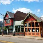 Manhattan's Pub 'n Cheer