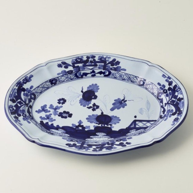Oval serving dish, 16 x 22 cm