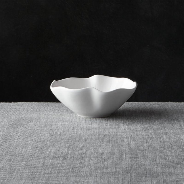 White Ruffle 5.5" Dip Bowl