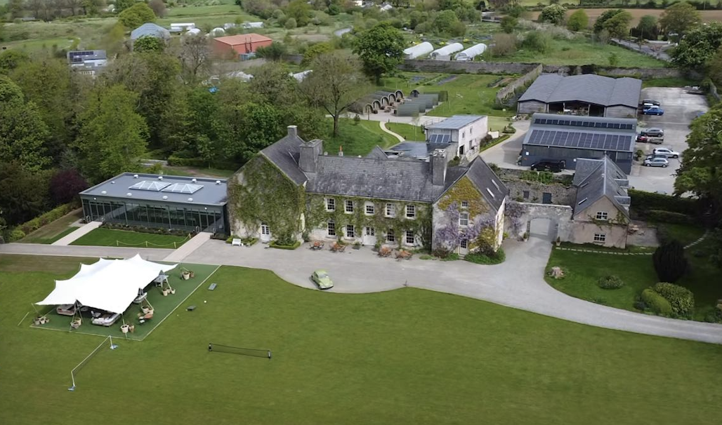 The Wedding Website of Aaron O'Reilly and Sara Patti