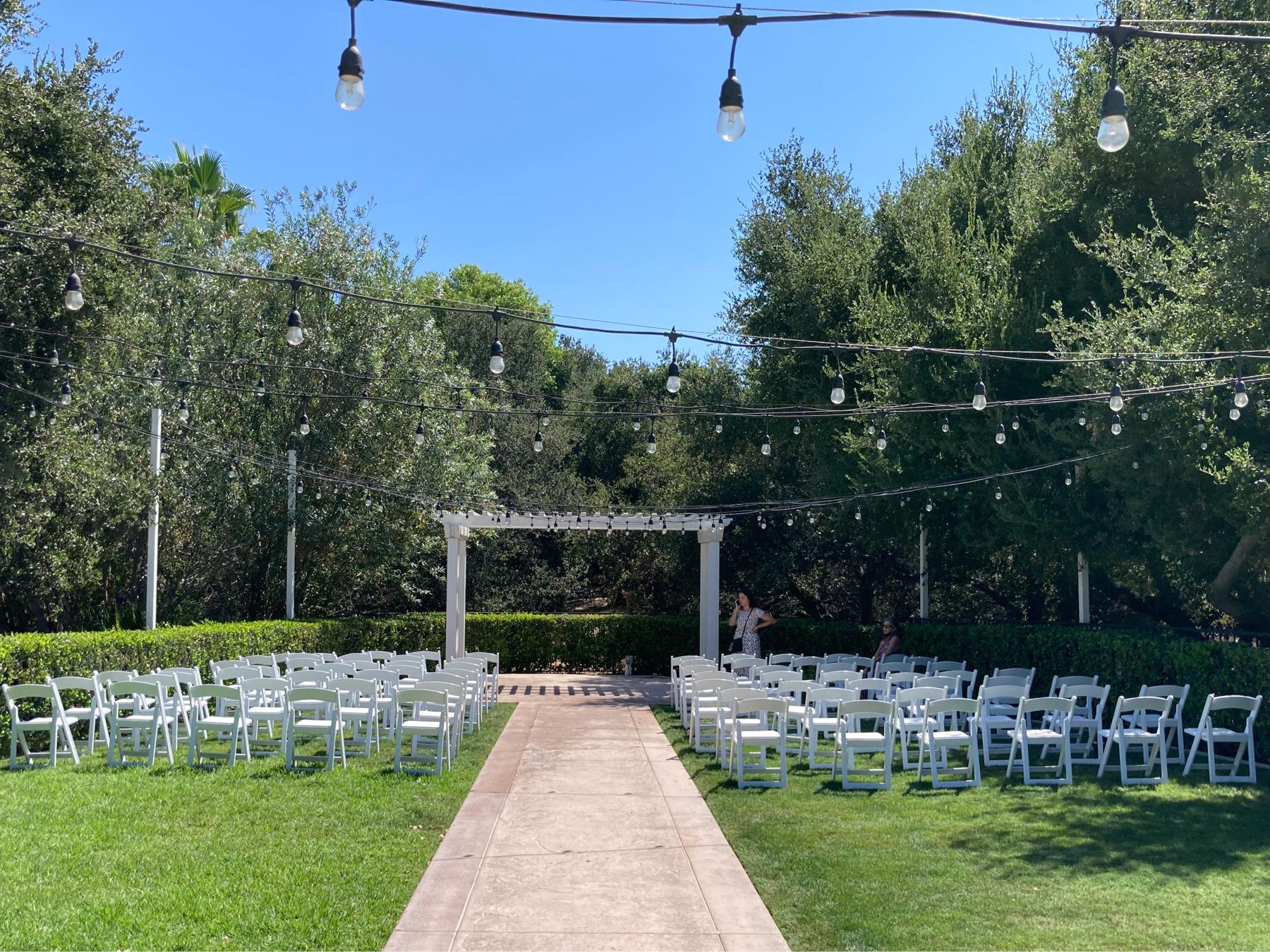 The Wedding Website of Talia Meza and Darren Lindley