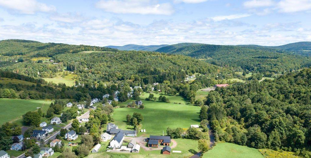 The Wedding Website of Claire Girvin and Michael Zuckerman
