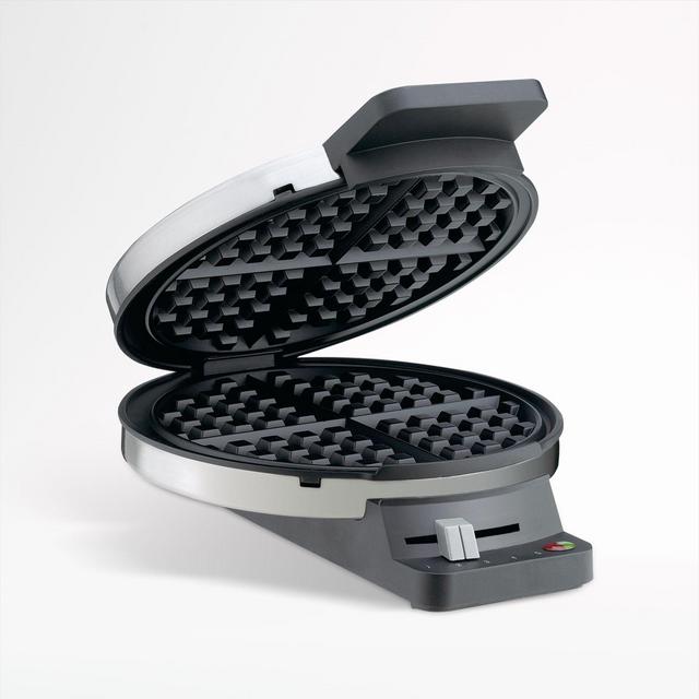 Cuisinart ® Classic Waffle Maker