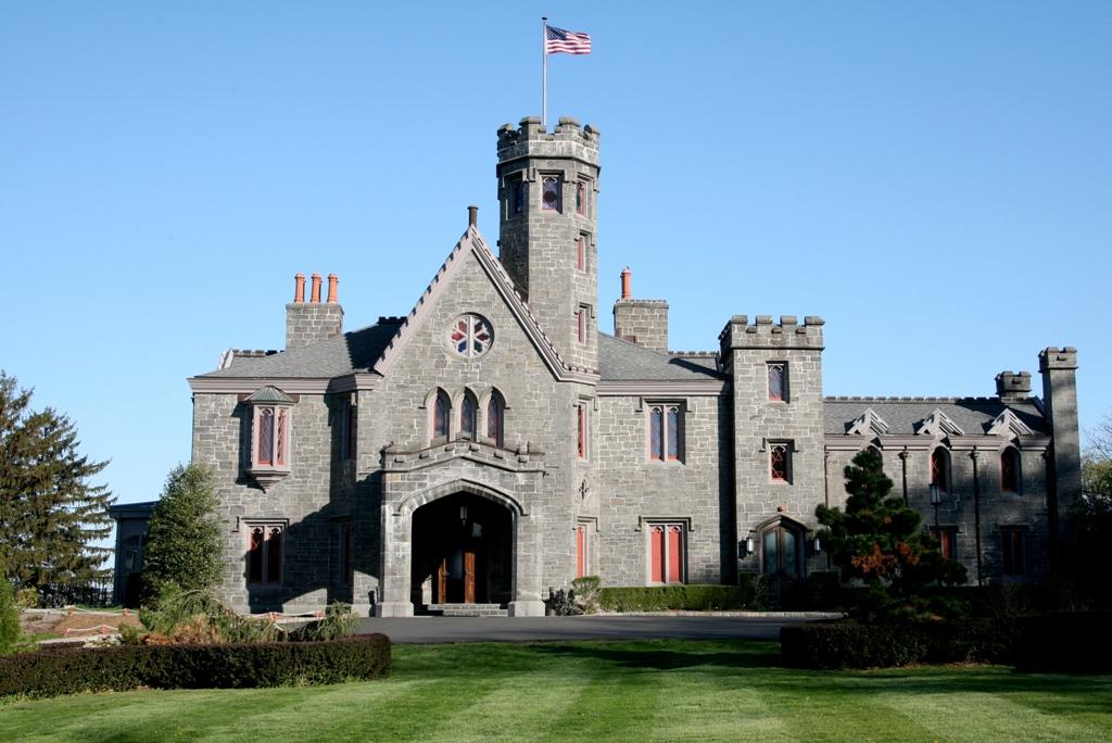 The Wedding Website of Annie Goldberg and Michael Smeriglio
