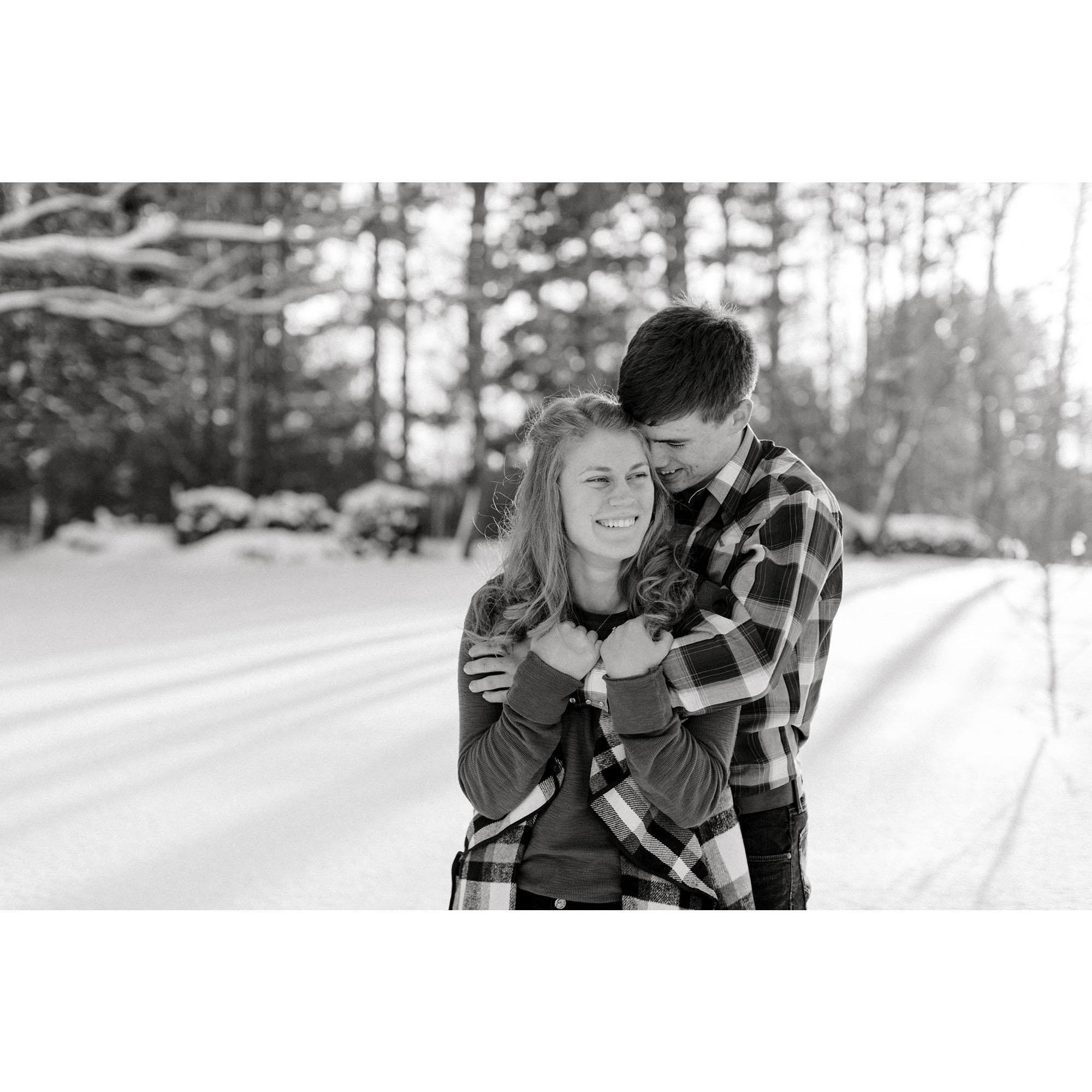 Engagement Photos: Ashley Dahl Photography