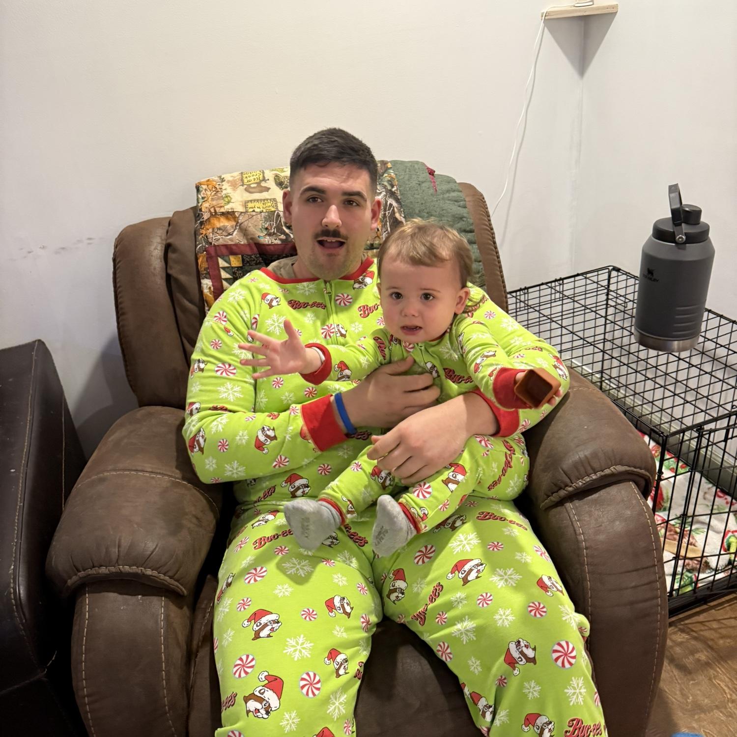 Not the biggest fan of dada in a green buccees jumpsuit