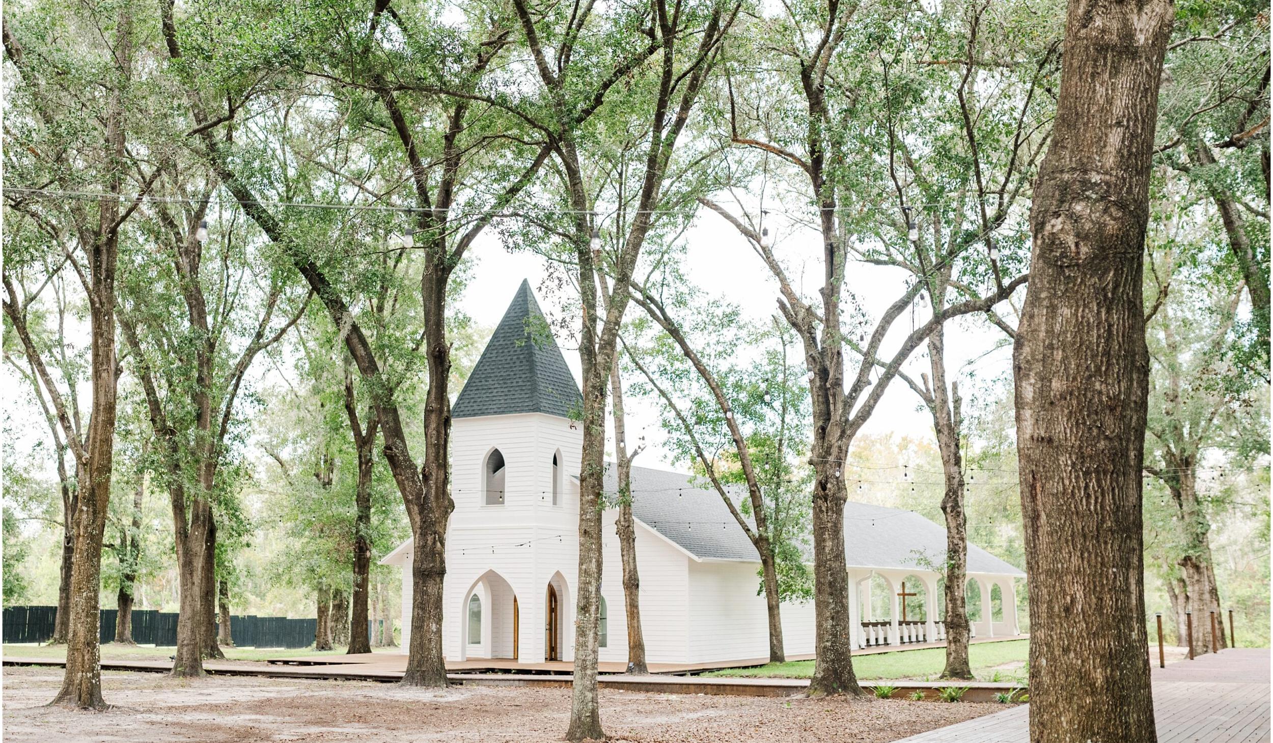 The Wedding Website of Sydney Hitt and Silas Berry