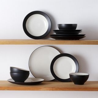 Colorwave Coupe 12-Piece Dinnerware Set, Service for 4