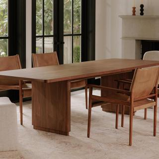 Round Off Dining Table