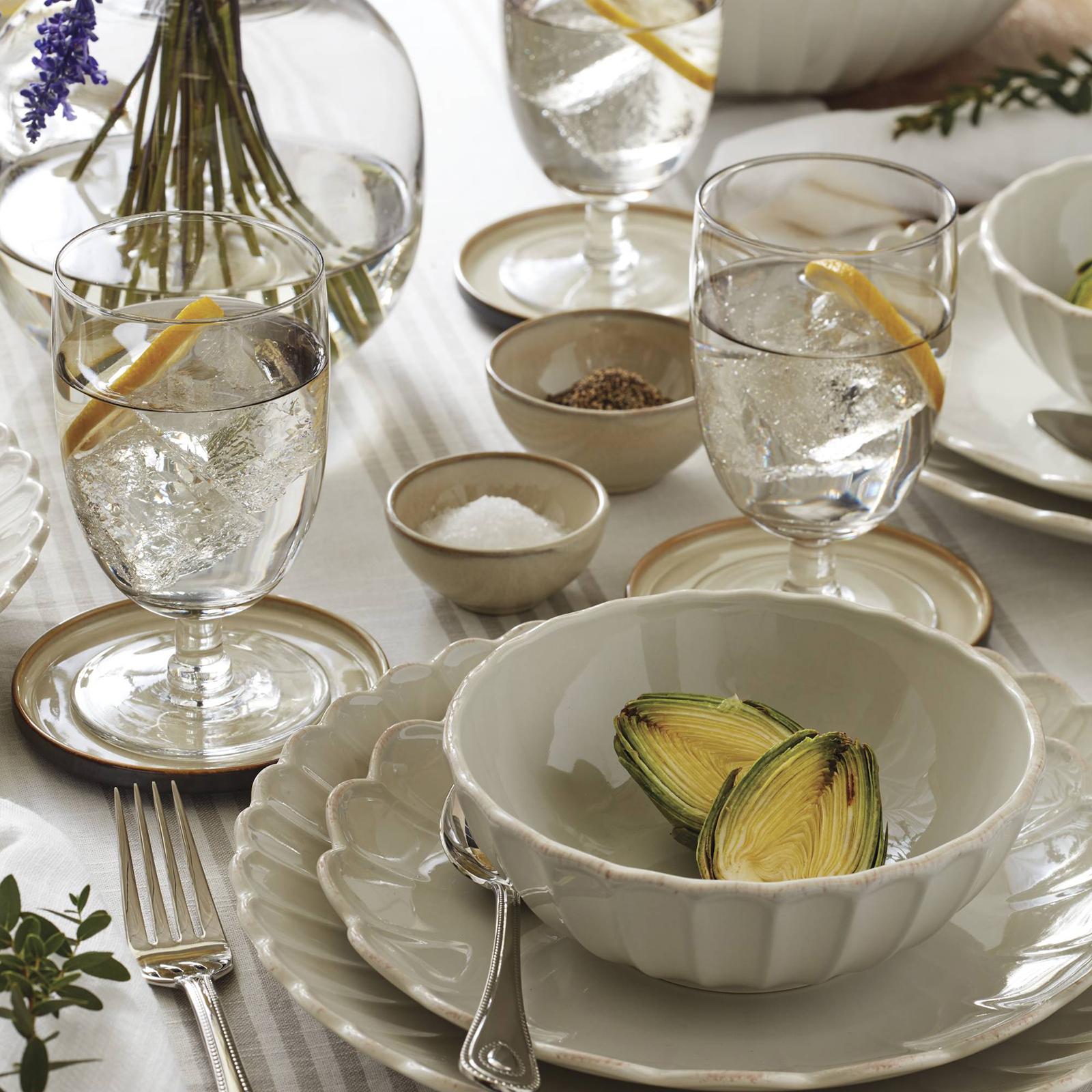 Lenox, French Perle Scallop 12-Piece Dinnerware Set, Service for 4