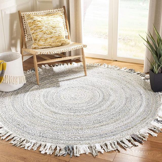 Safavieh Braided Collection BRD451F Handmade Boho Fringe Reversible Cotton Area Rug, 6' x 6' Round, Light Grey
