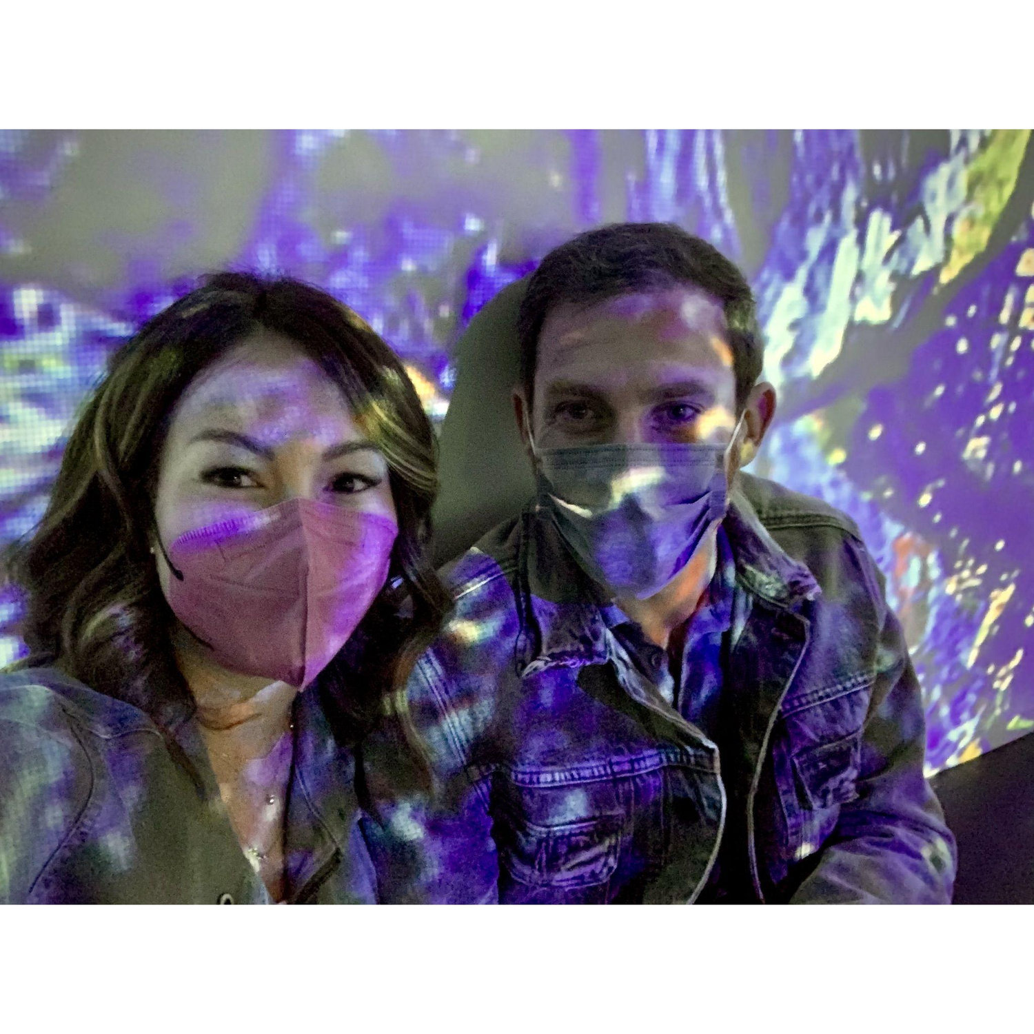 Our third date at Van Gogh Immersive Experiences in LA on Oct. 16, 2021 - masks were still required indoors. That didn't stop Colin from trying to smooch Florence! ;-)