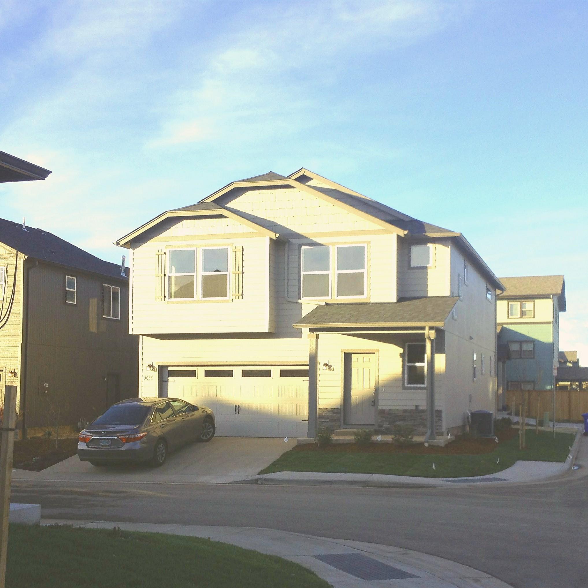 Janaury 27th 2016 - Eugene OR, house all done, moving time for Dawn and Brad, the last move for a good long time!