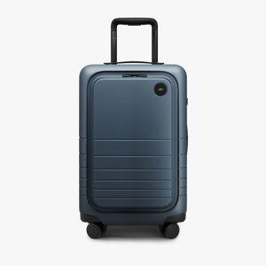 Carry-On Pro (in Ocean Blue)