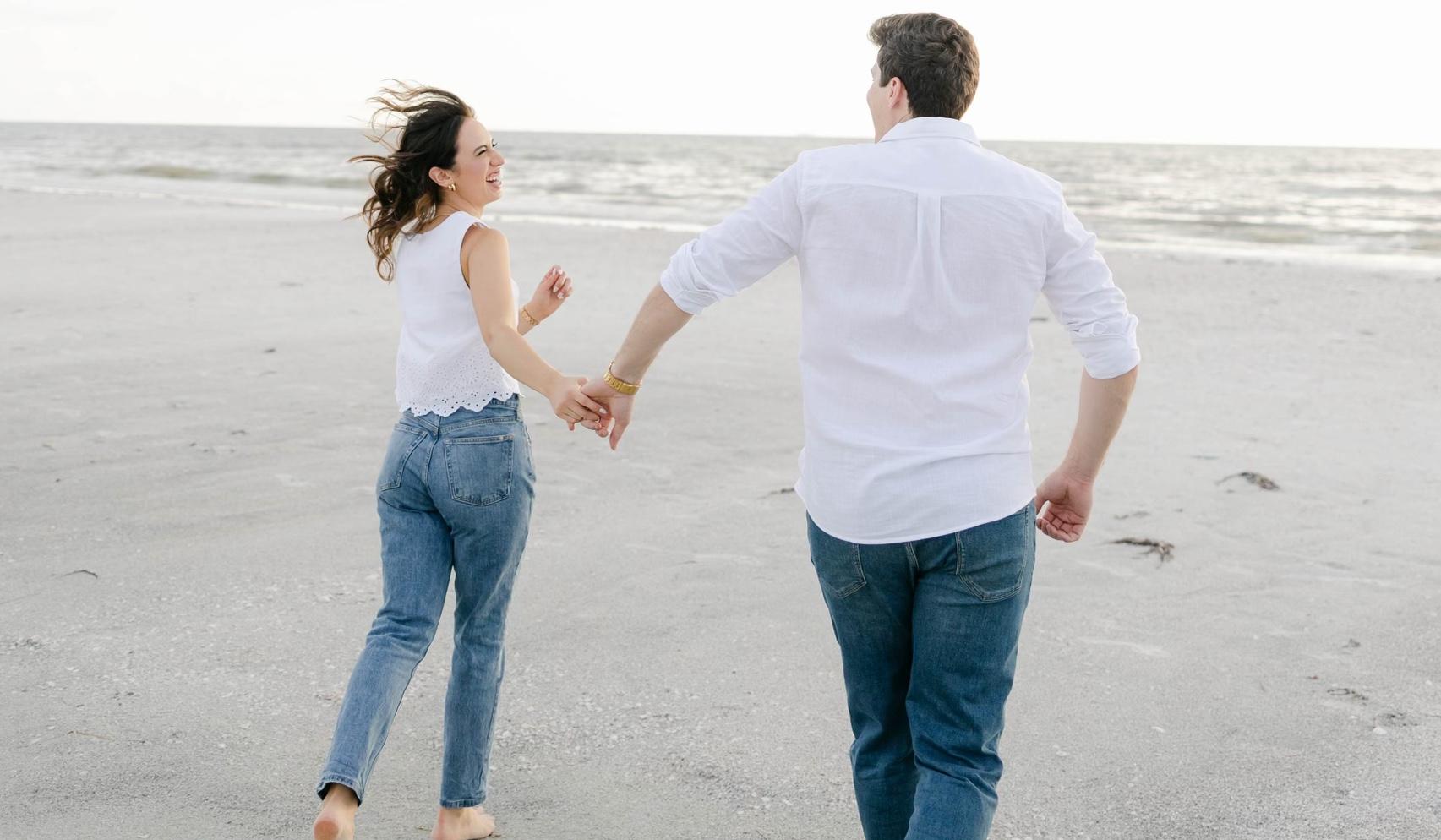 The Wedding Website of Mariah Engel and Owen Pakledinaz