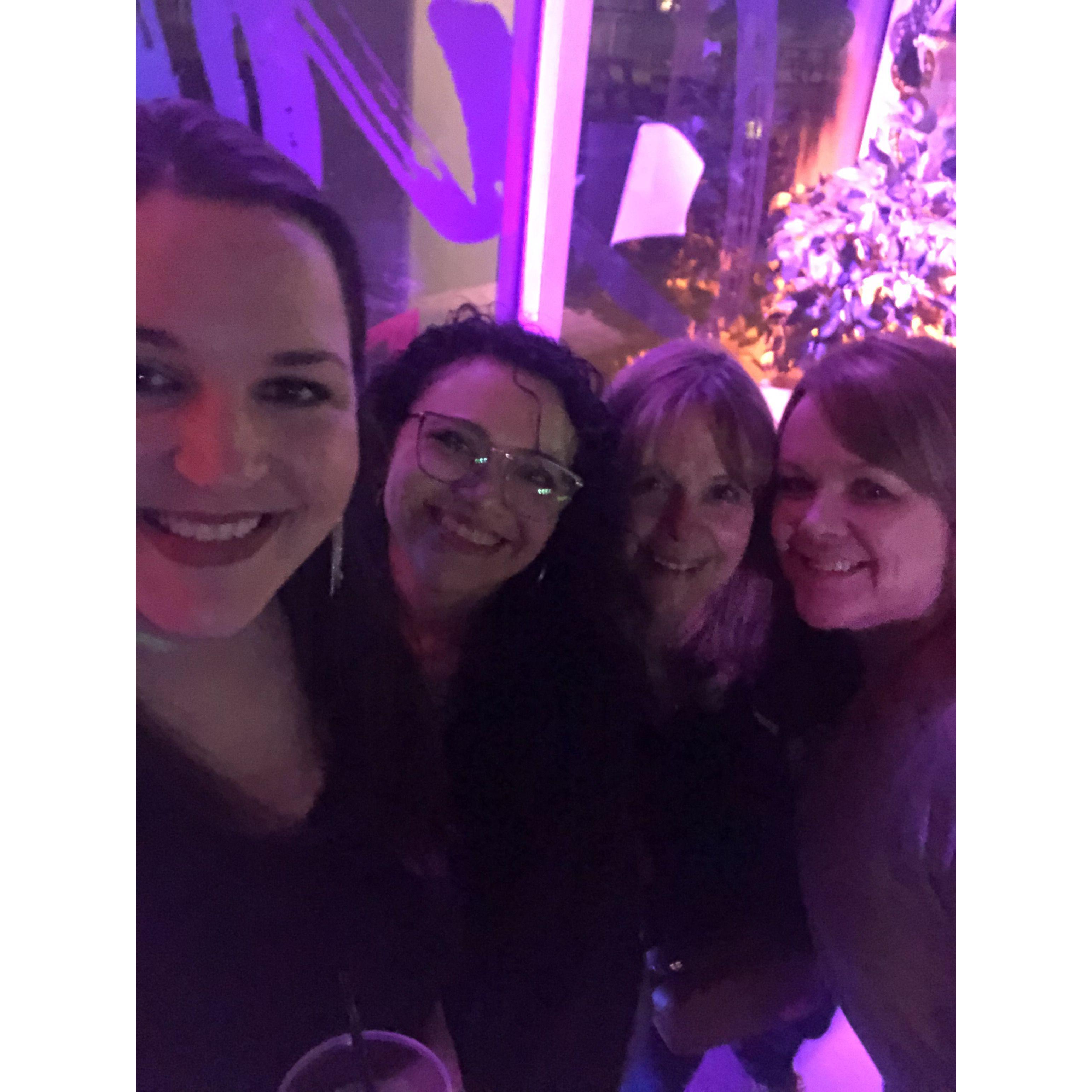 Bachelorette - Night out