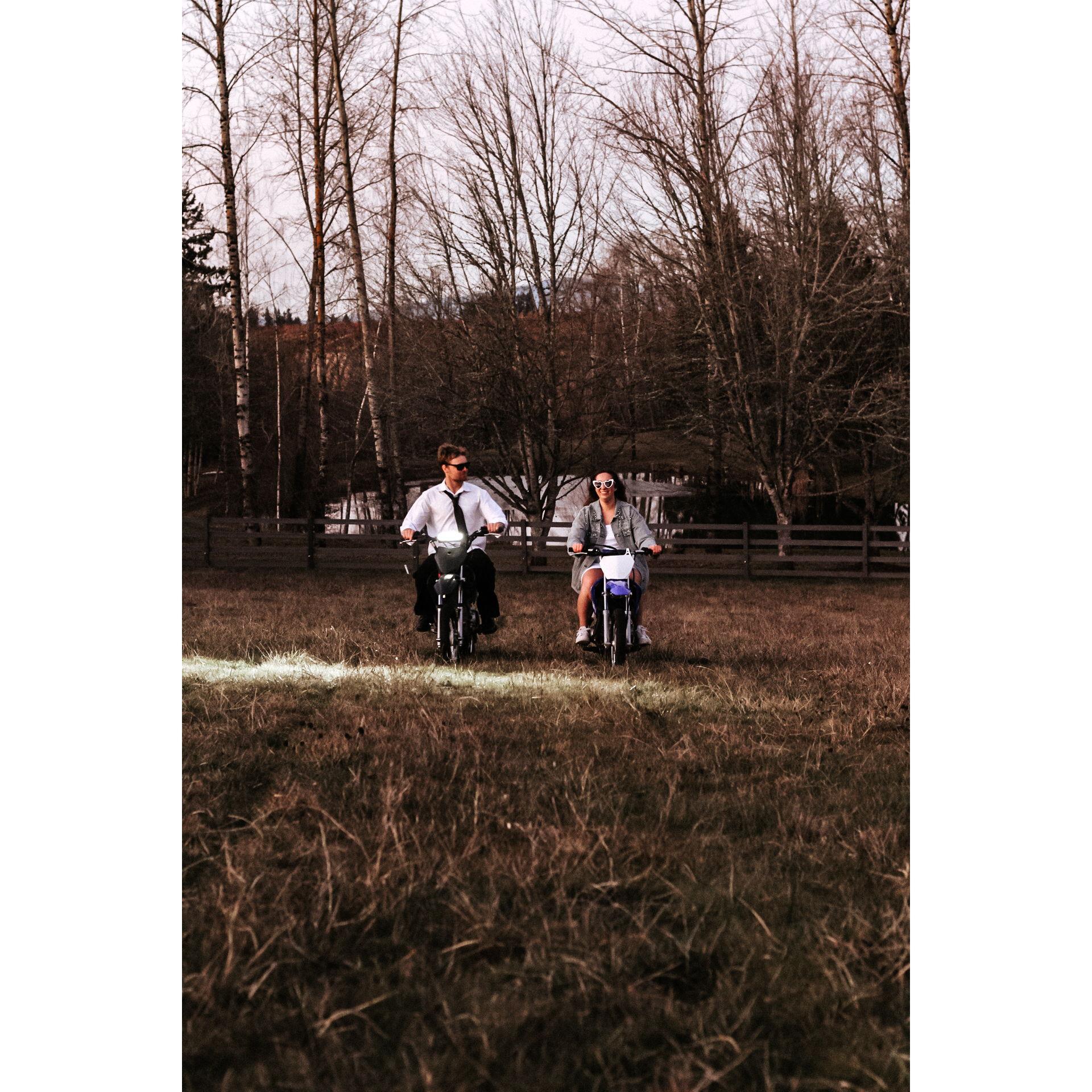 "Save the date" photoshoot