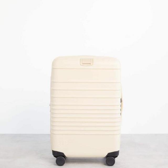 The Carry-On Roller
