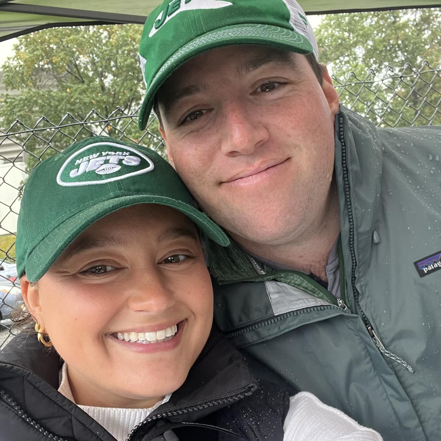 Lauren is officially a Jets fan! And supporting Mark every step of the way