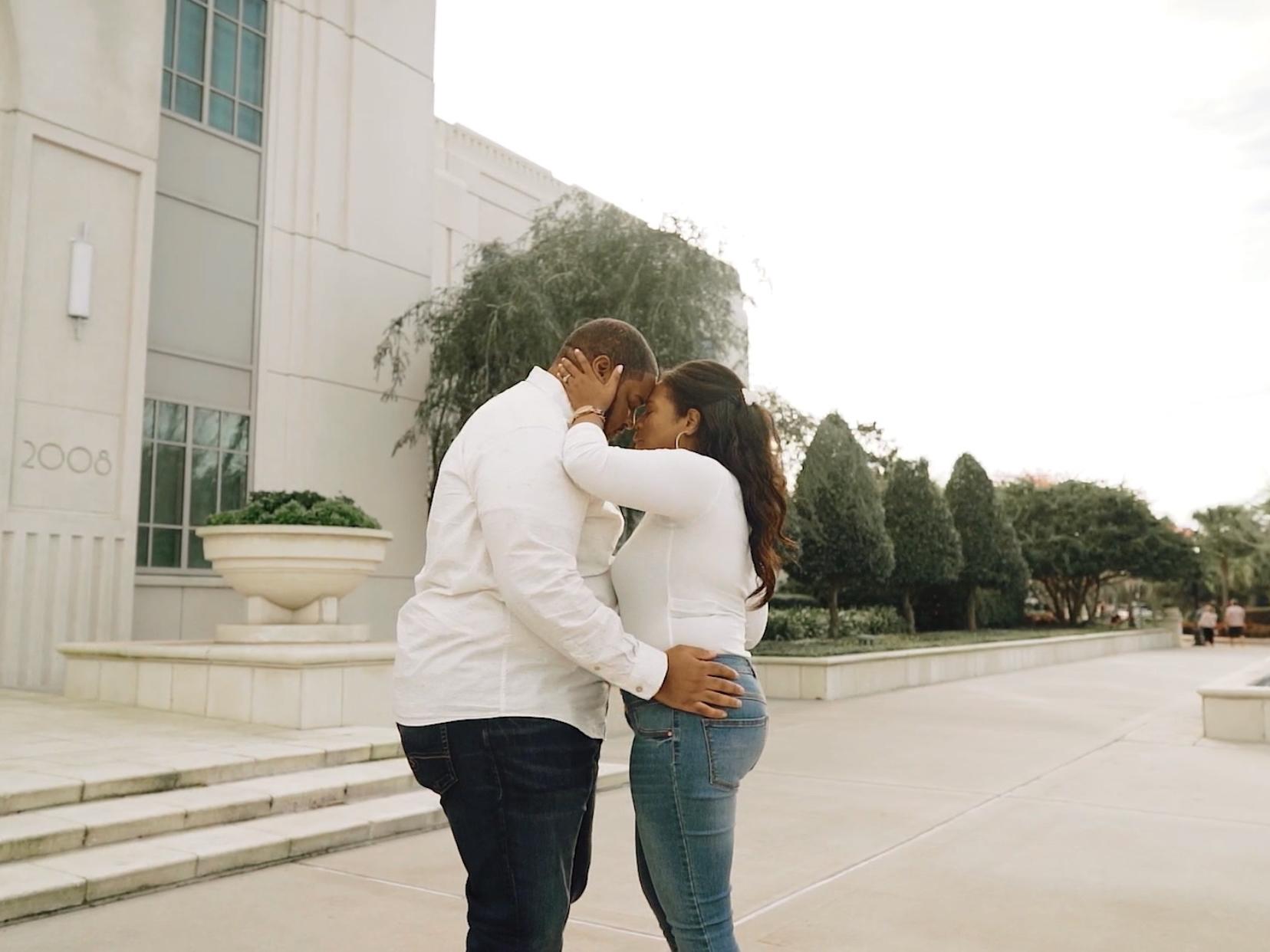 The Wedding Website of Joannie Descardes and George Moore Jr.