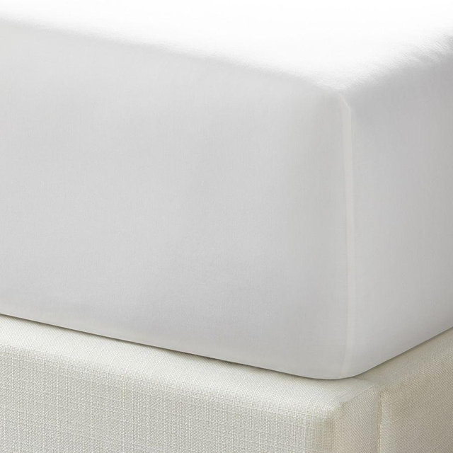 Resort Essential Percale Fitted Sheet, White, King