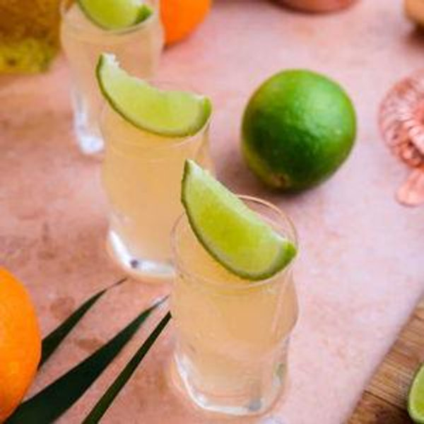 Honeymoon Drinks for the Newlyweds 🩷