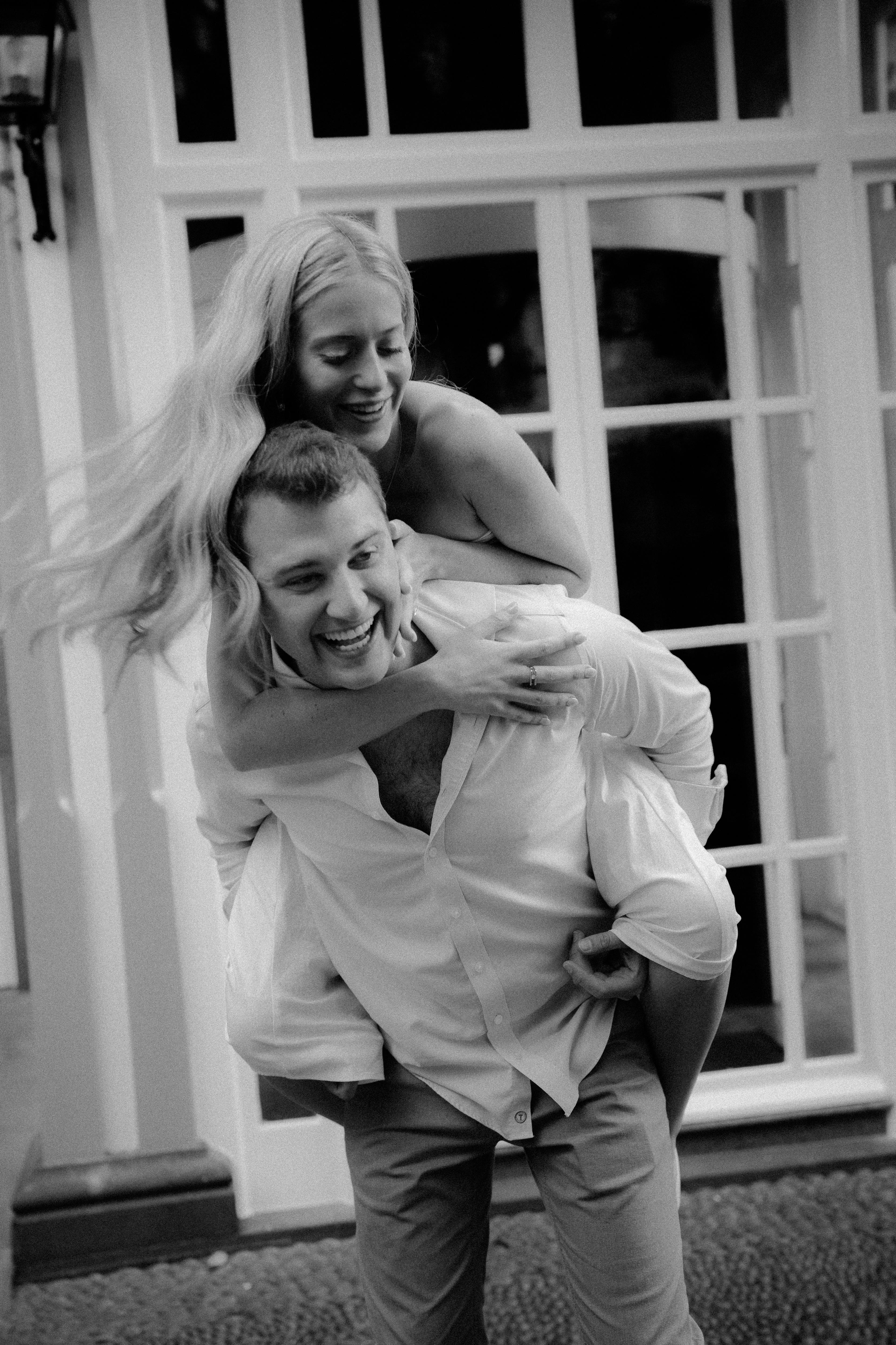 The Wedding Website of Amanda Shore and Max Egers