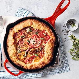 Le Creuset Signature 11.75" Cast Iron Skillet