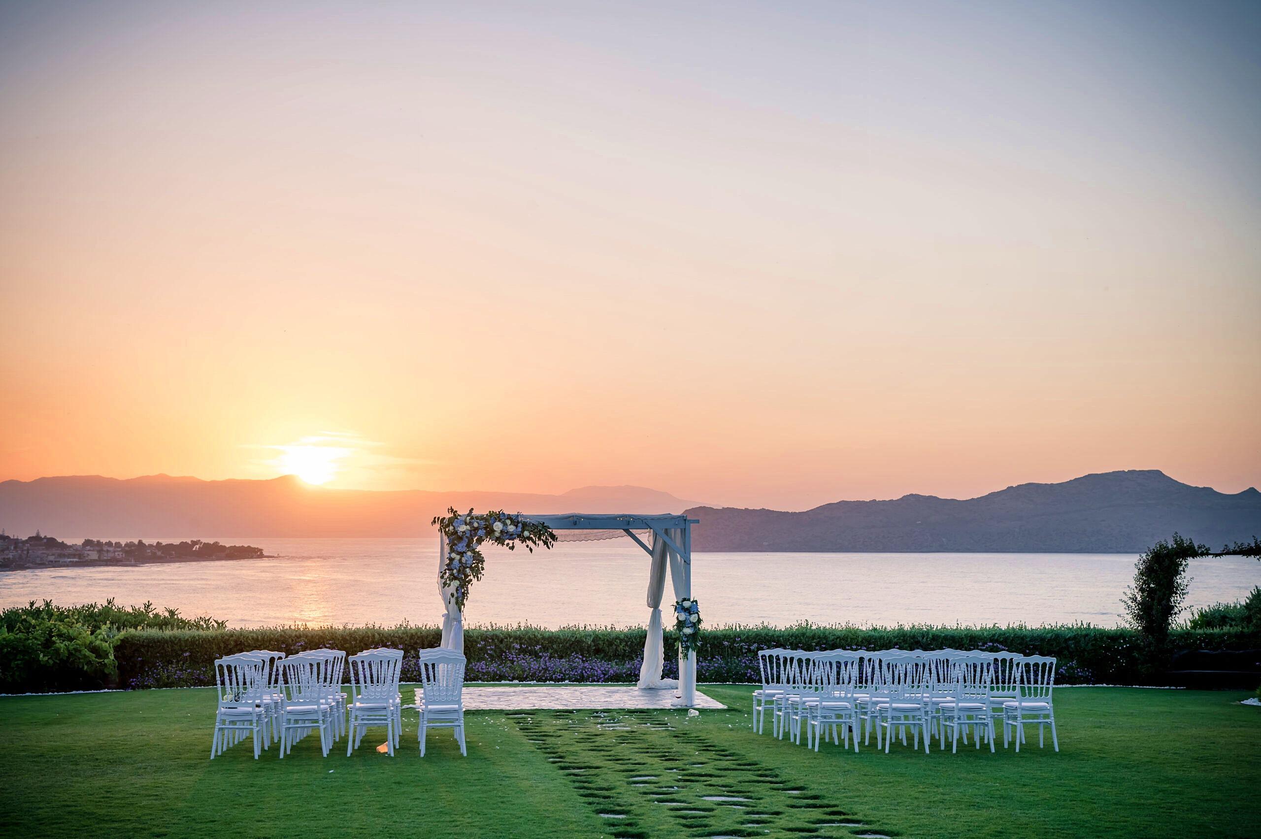 The Wedding Website of John Howton and Magdalena Amiridi