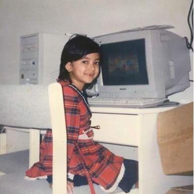 Aish making the wedding website