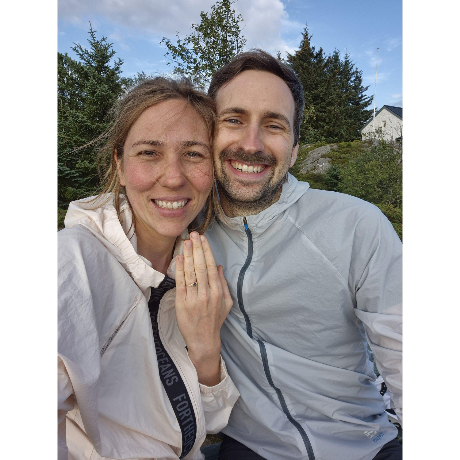Tout fraichement fiancé !