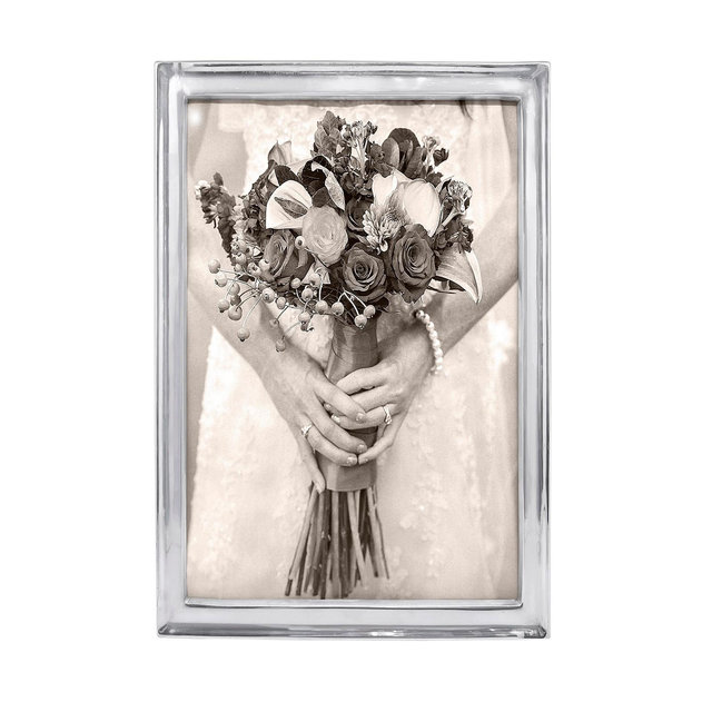 Mariposa Signature Frame, 8"x10"