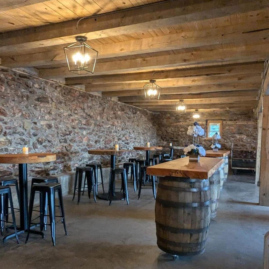 Cocktail Hour Inside Area