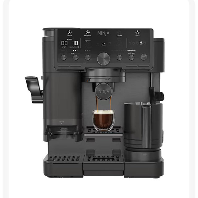 Ninja Luxe™ Café Pro 4-in-1 Espresso Machine Home Barista Bundle