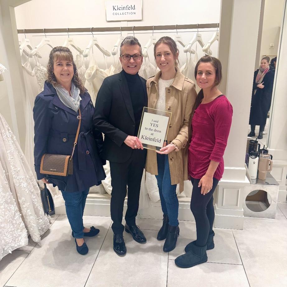 Kellie got to go wedding dress shopping in NYC at Kleinfelds and meet Randy Fenoli and Say Yes to the Dress with him!