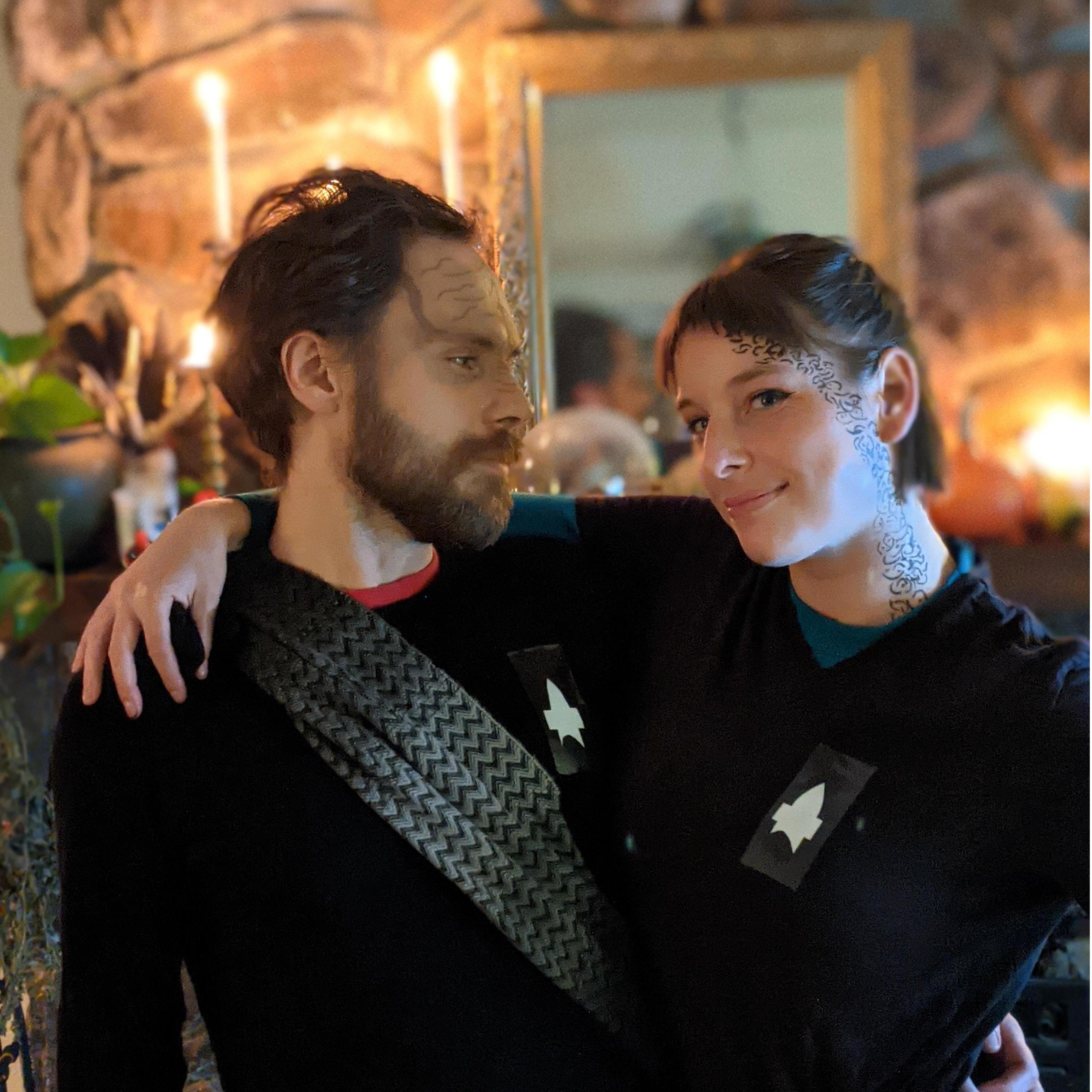 Halloween 2020 as Commander Worf and Jadzia Dax from Star Trek: DS9. I did the trill and klingon makeup myself!
