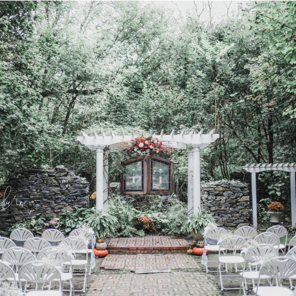 The Wedding Website of Monica Quigley and Devin Brown