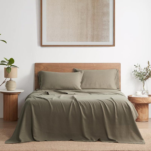 DAPU Pure Linen Sheets Set, 100% French Linen from Normandy, Breathable and Durable for Hot Sleepers, 4 Pcs Set - 1 Flat Sheet, 1 Fitted Sheet, 2 Pillowcase (Forest Green, King)