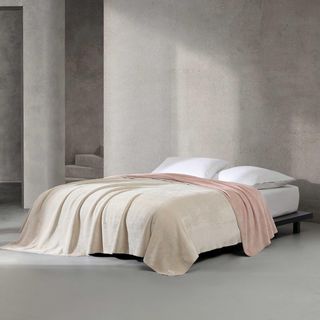 Modern Reversible Blanket