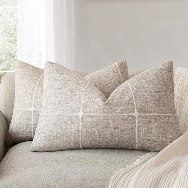 Foindtower Pack of 2 Decorative Faux Linen Jacquard Check Throw Pillow Covers Farmhouse Lumbar Cushion Cover with Grid Textured Accent Pillowcase for Couch Sofa Living Room Home Decor,12×20 Inch,Beige
