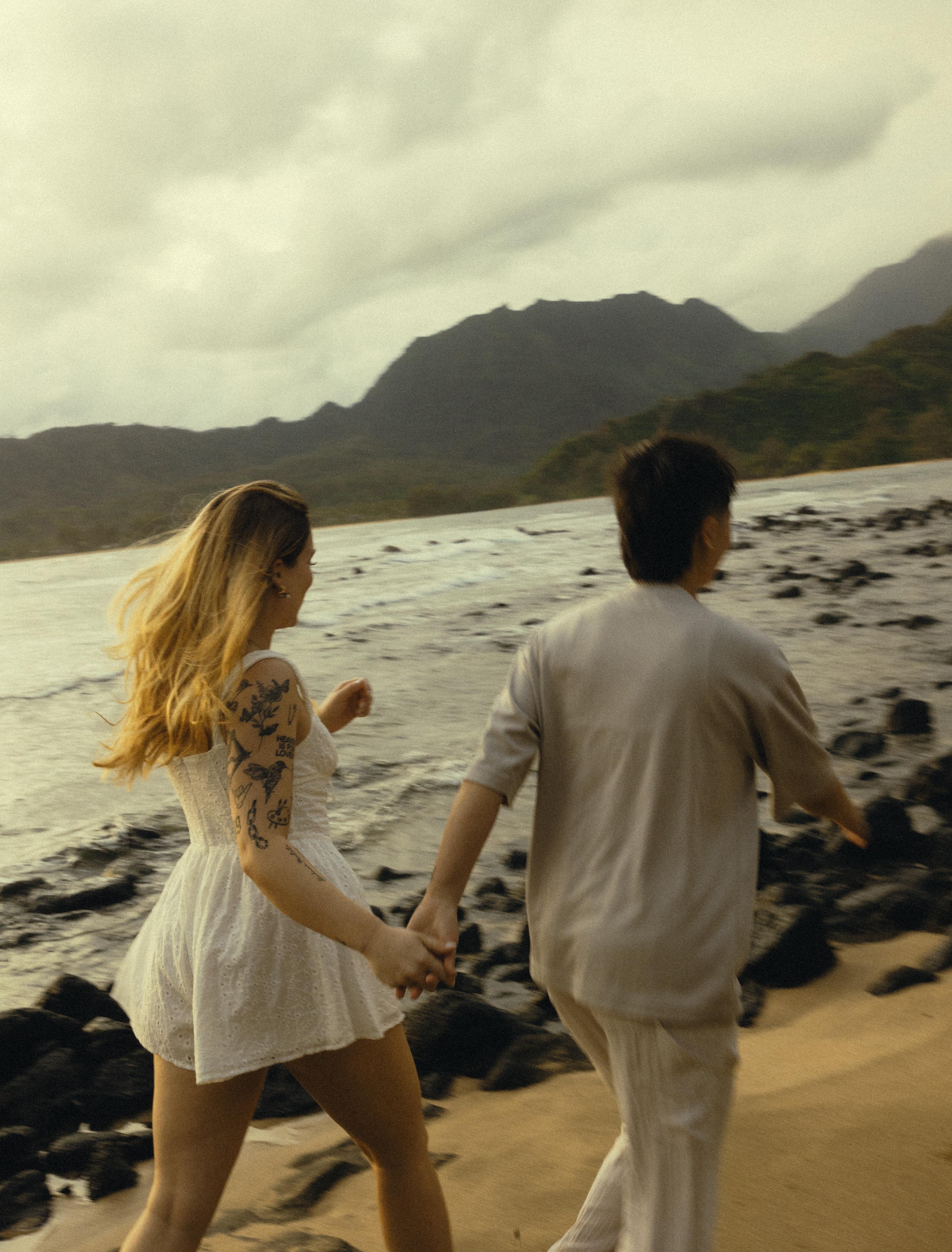 The Wedding Website of Rayna van Beuzekom and Genevieve Bain