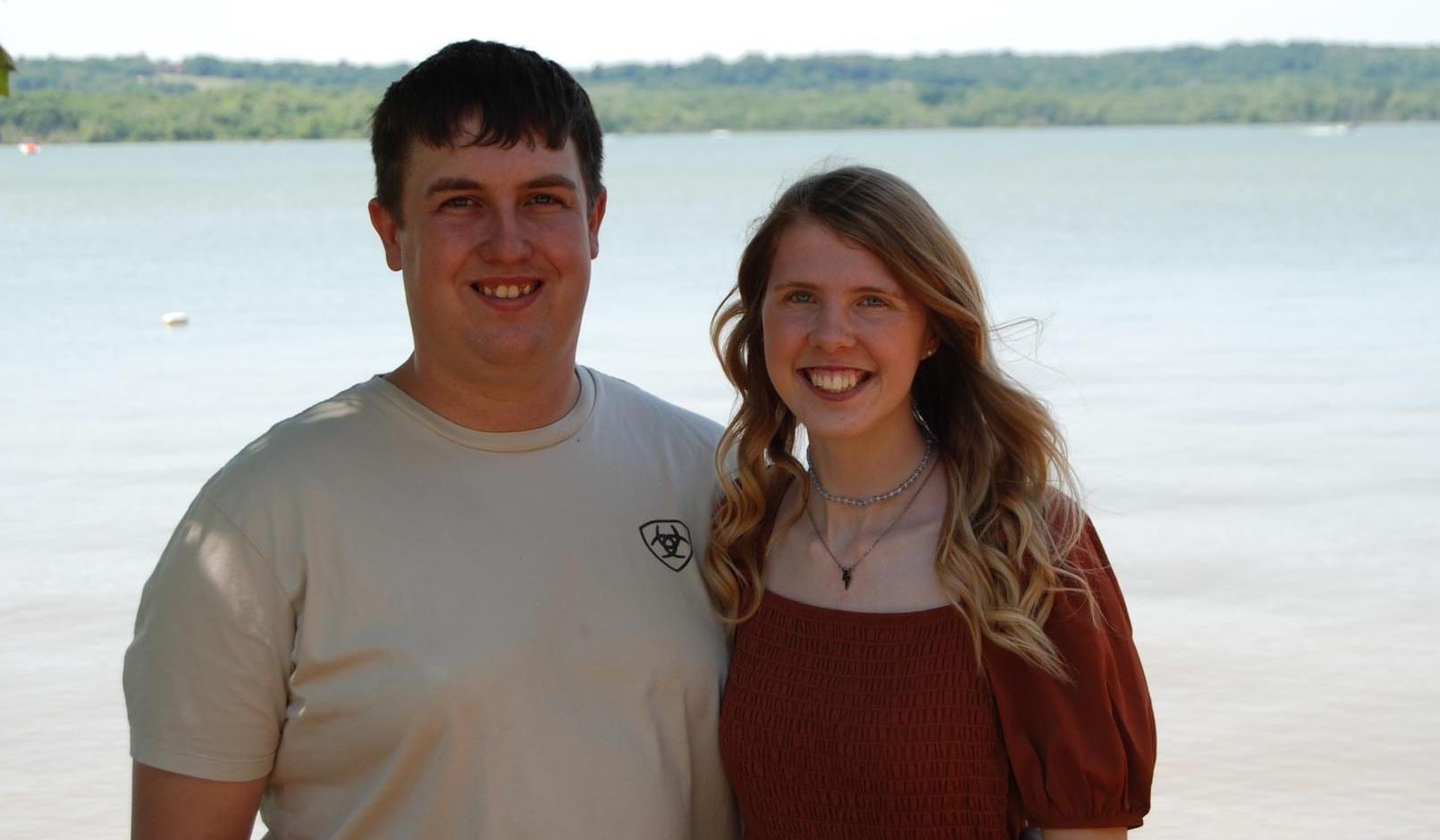 The Wedding Website of Lindsey Smith and Chance Smith