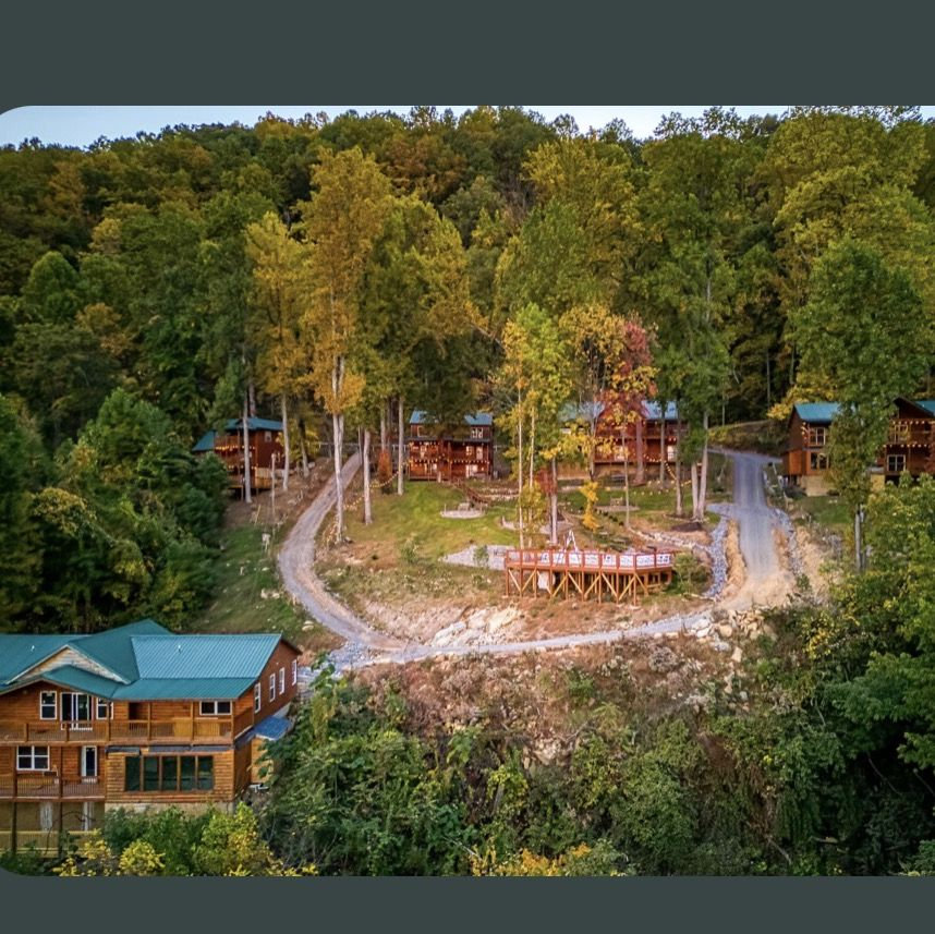 For more photos of the property, please go to: https://ghosallodging.com/cabin/the-great-smoky-haven/