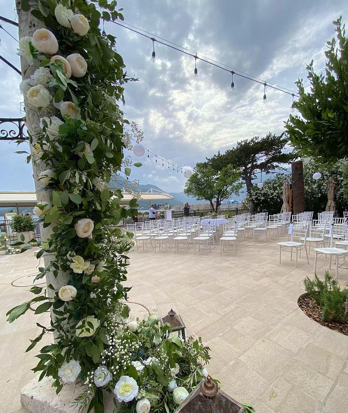 The Wedding Website of Ariel Tran and Bojan Radulovic
