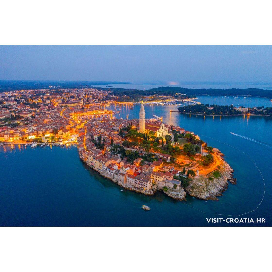 Rovinj at night